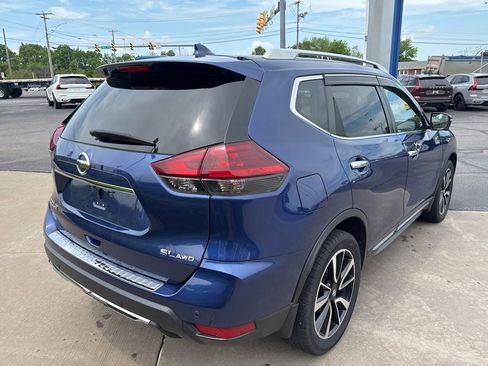 Used 2019 Nissan Rogue SL w/ Premium Package AWD/4WD image 6