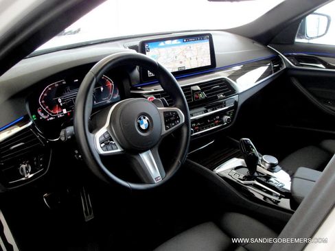 Used 2023 BMW 540i w/ M Sport Package RWD image 22