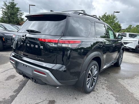 New 2026 Nissan Pathfinder Platinum w/ Lighting Package FWD image 7