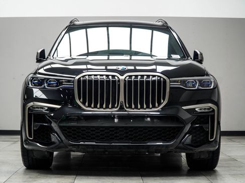 Used 2022 BMW X7 M50i w/ Executive Package AWD/4WD image 8