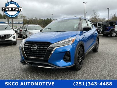 Used 2022 Nissan Kicks SR