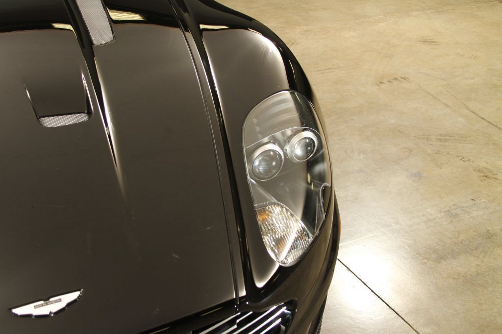Used 2009 Aston Martin DBS Coupe RWD image 28