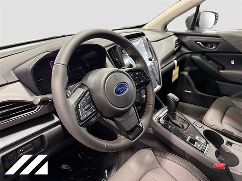 Certified 2025 Subaru Crosstrek 2.5i Limited w/ Popular Package #3A image 9