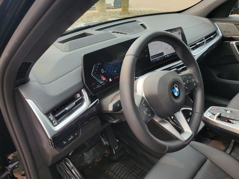 New 2026 BMW X2 xDrive28i w/ Technology Package AWD/4WD image 11