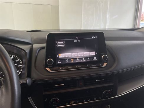 Certified 2024 Nissan Rogue SV w/ SV Premium Package image 26