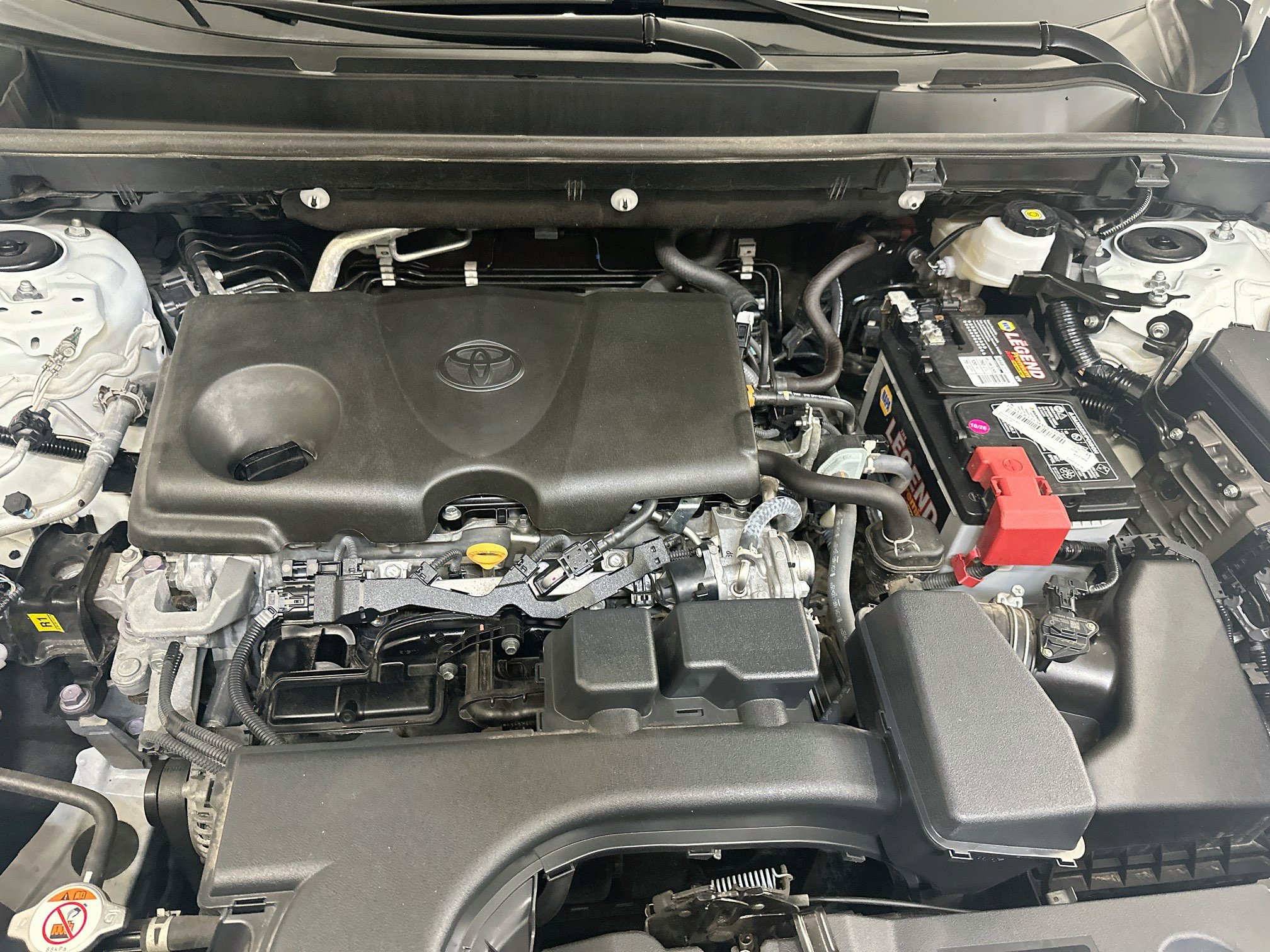 Used 2025 Toyota RAV4 LE AWD/4WD image 34