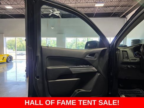 Used 2020 Chevrolet Colorado LT w/ LT Convenience Package AWD/4WD image 15