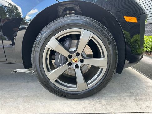 Used 2026 Porsche Macan AWD/4WD image 42