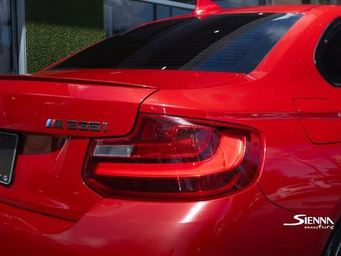 Used 2015 BMW M235i Coupe image 14