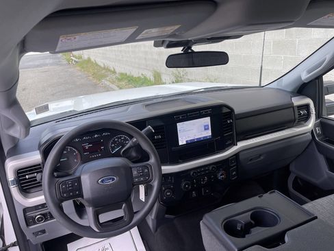 Used 2024 Ford F250 XLT w/ FX4 Off-Road Package AWD/4WD image 15