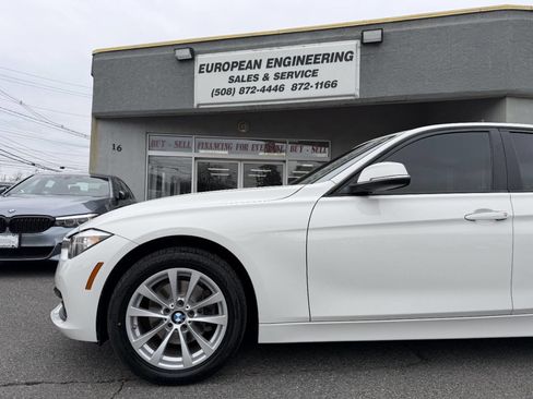 Used 2017 BMW 320i 320i 4dr Sedan w/ Driver Assistance Package image 9