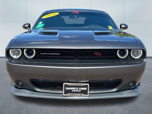 Used 2016 Dodge Challenger R/T Scat Pack w/ Leather Interior Group RWD image 3