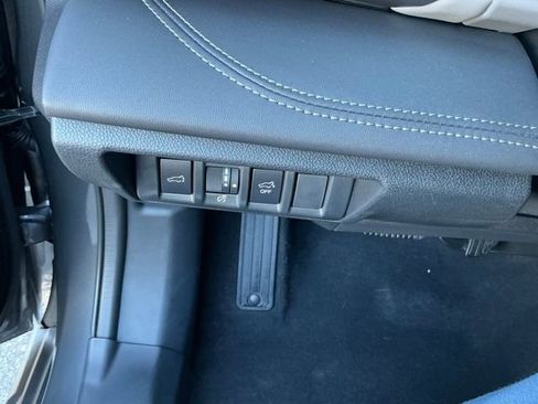 Certified 2025 Subaru Outback Limited XT image 20