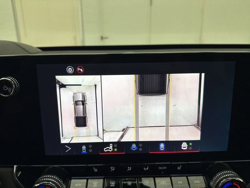 New 2025 GMC Canyon Elevation w/ Convenience Package image 22