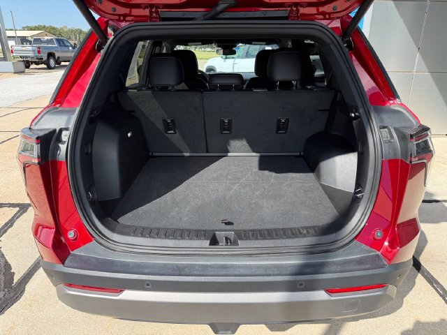 Used 2026 Chevrolet Equinox LT w/ Convenience Package II AWD/4WD image 13