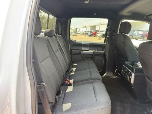 Used 2020 Ford F150 XLT w/ Equipment Group 302A Luxury AWD/4WD image 32
