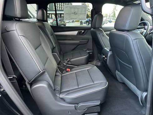 New 2026 Buick Enclave Preferred w/ Power Package image 12