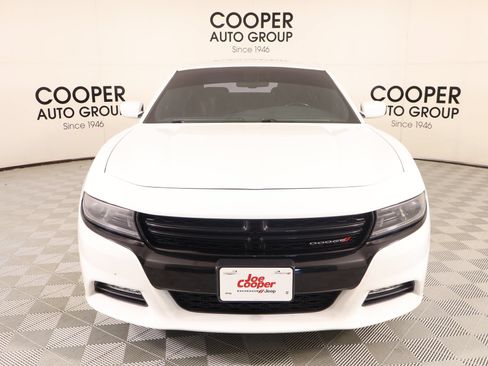 Used 2022 Dodge Charger SXT AWD/4WD image 8