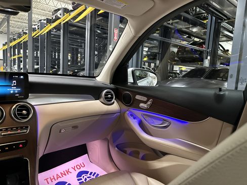 Certified 2022 Mercedes-Benz GLC 300 4MATIC image 25