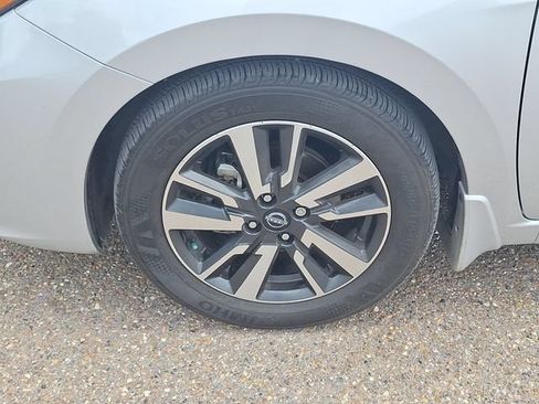 Certified 2024 Nissan Versa SV w/ Trunk Package FWD image 15