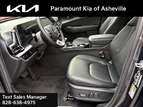 Used 2023 Kia Sportage EX image 17