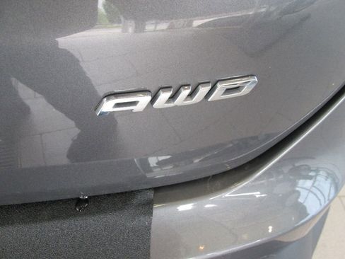 Used 2022 Ford Edge Titanium image 11