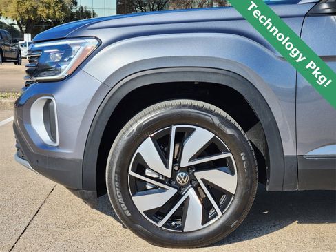 Used 2025 Volkswagen Atlas SE image 9