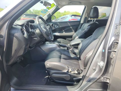 Used 2014 Nissan Juke SL w/ Sport Package FWD image 9