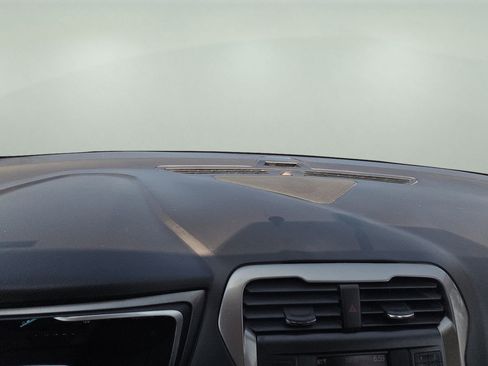 Used 2018 Ford Fusion S image 9