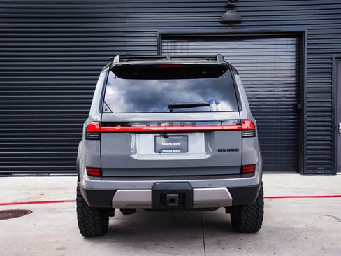 Used 2025 Lexus GX 550 image 6