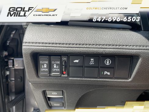 Used 2024 Honda Odyssey Touring image 14