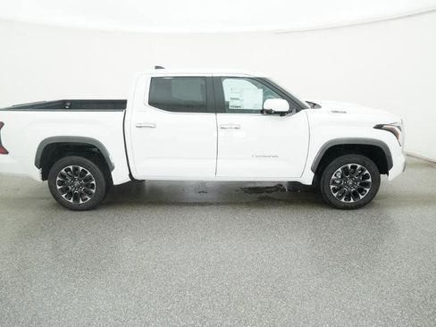 New 2026 Toyota Tundra Limited AWD/4WD image 14