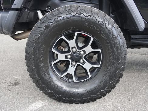 Used 2018 Jeep Wrangler Unlimited Rubicon AWD/4WD image 19