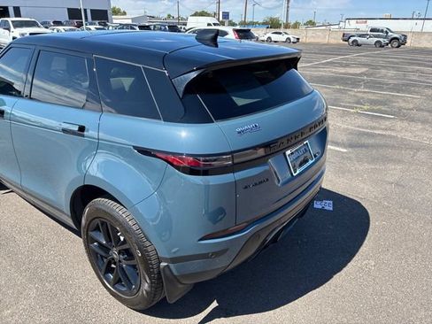 Used 2024 Land Rover Range Rover Evoque S AWD/4WD image 11