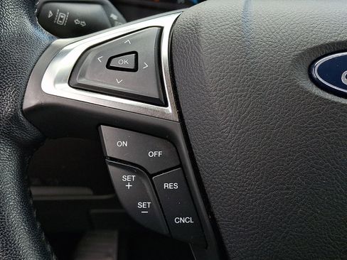 Certified 2022 Ford Edge SEL AWD/4WD image 23