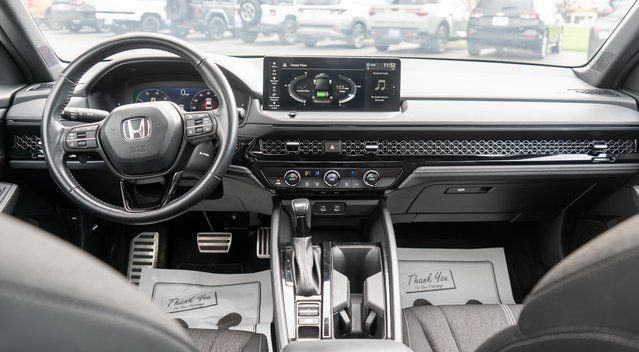 Used 2023 Honda Accord Sport image 13