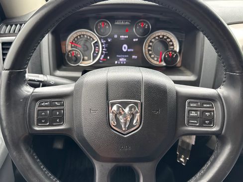 Used 2016 RAM 1500 Big Horn RWD image 22