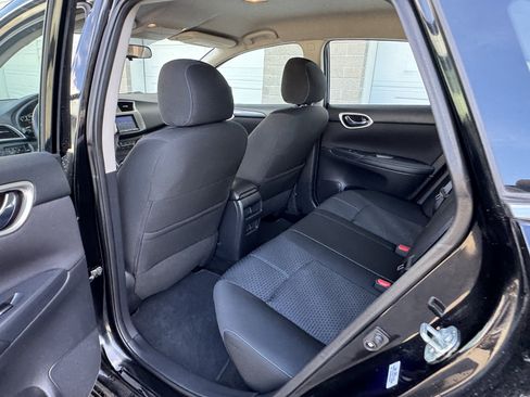 Used 2017 Nissan Sentra SR w/ SR Midnight Edition FWD image 26