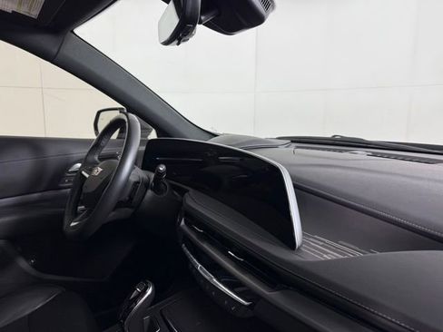 Certified 2024 Cadillac XT4 Premium Luxury w/ Technology Package image 33