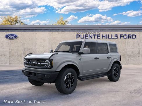 New 2026 Ford Bronco Outer Banks AWD/4WD image 1