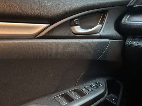 Used 2019 Honda Civic LX image 17