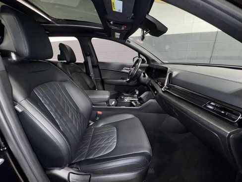 Used 2023 Kia Sportage X-Pro image 9
