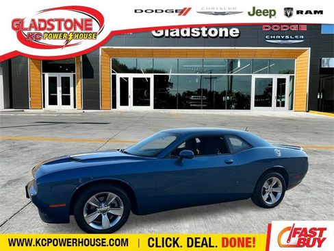 Used 2022 Dodge Challenger SXT w/ Cold Weather Group image 1