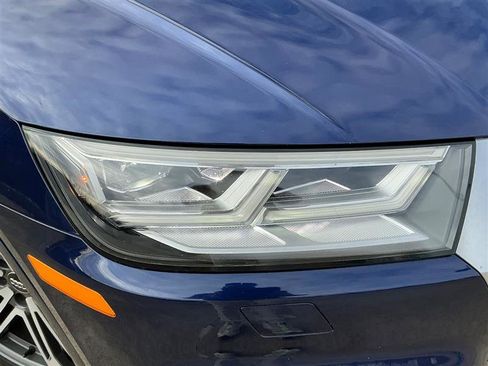 Used 2018 Audi SQ5 Premium Plus w/ S Sport Package image 18