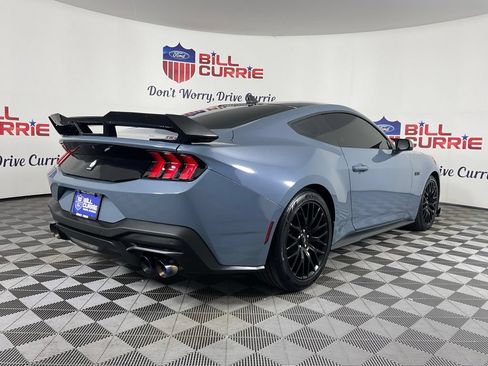 Used 2024 Ford Mustang Coupe RWD image 3