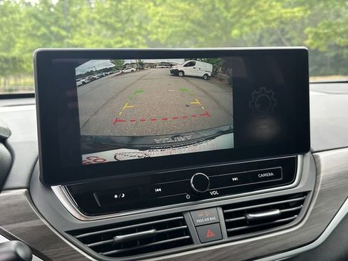 New 2025 Nissan Altima 2.5 SV w/ SV Special Edition Package image 23