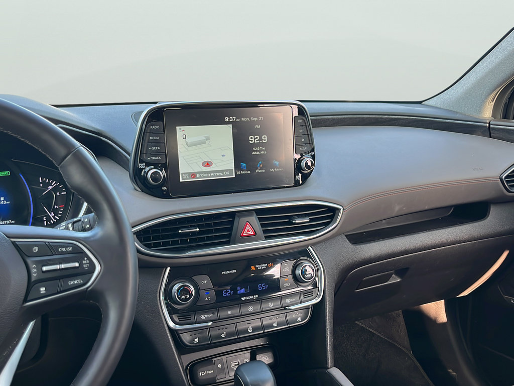 Used 2020 Hyundai Santa Fe Limited FWD image 12