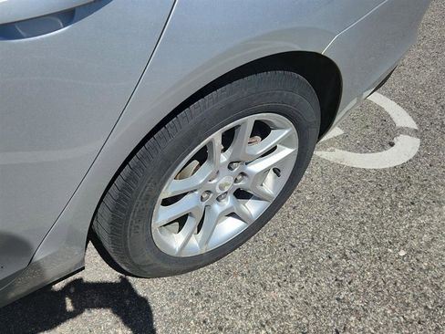 Used 2014 Chevrolet Malibu LT w/ Power Convenience Package FWD image 9