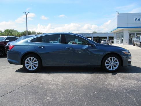 Used 2025 Chevrolet Malibu LT FWD image 5