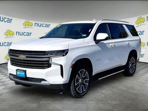 Used 2024 Chevrolet Tahoe LT w/ LT Signature Package AWD/4WD image 3